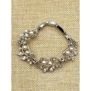 Kramer of NY Bracelet Vintage Silver Tone Faux Pearls Rhinestones 6.5”